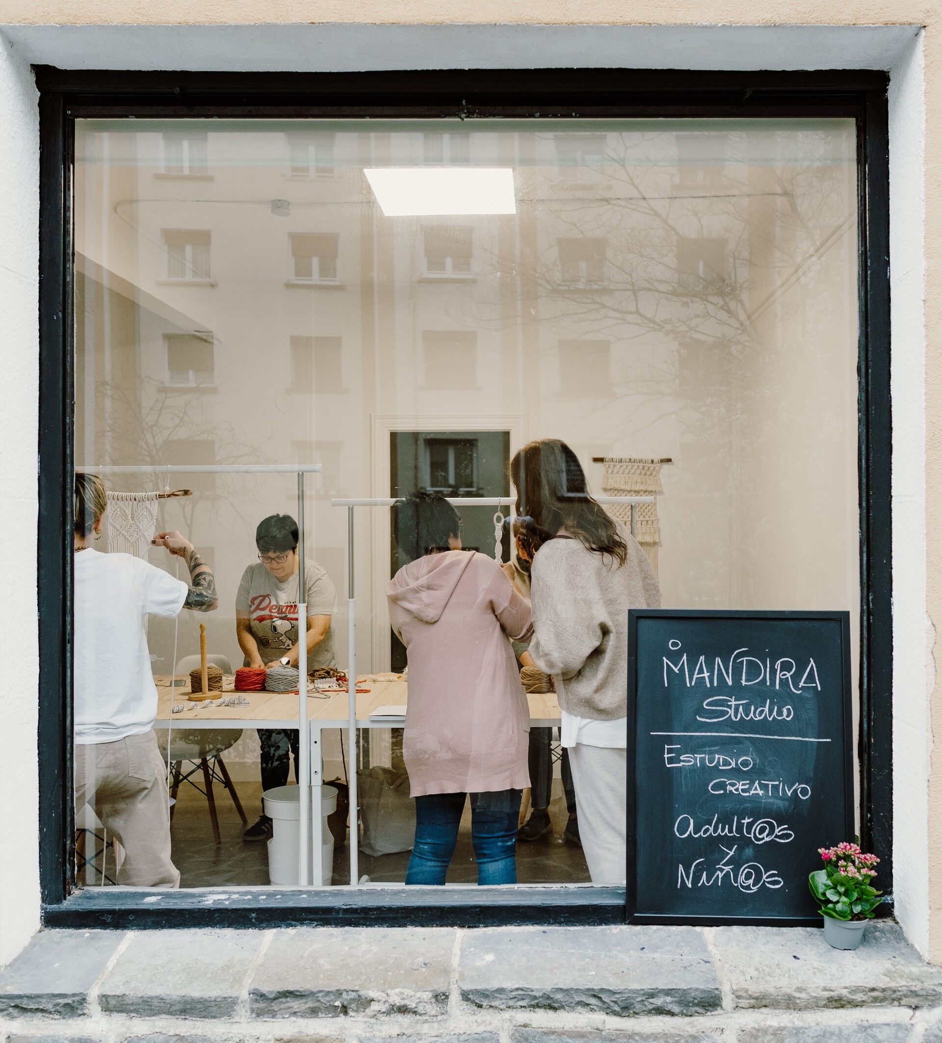 230323-Mandira- ESTUDIO DESDE EL EXTERIOR Macrame-22 (1) (1)